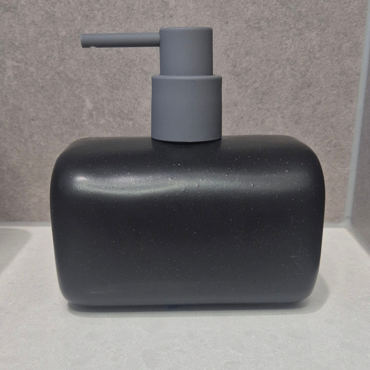 Smooth Rectangle Dispenser