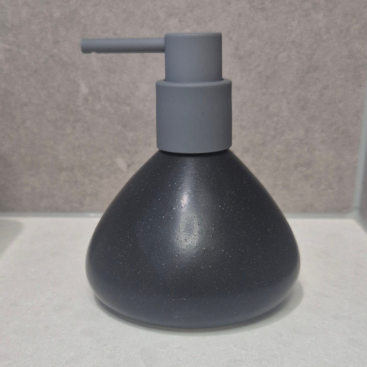 Conical Dispenser