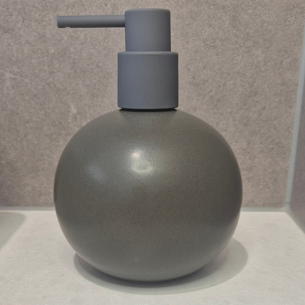 Globe Dispenser