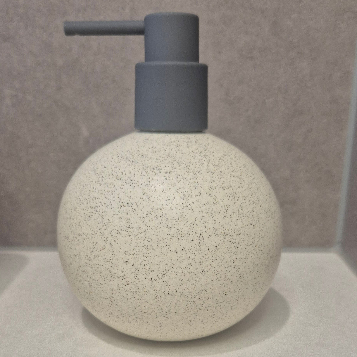 Globe Dispenser