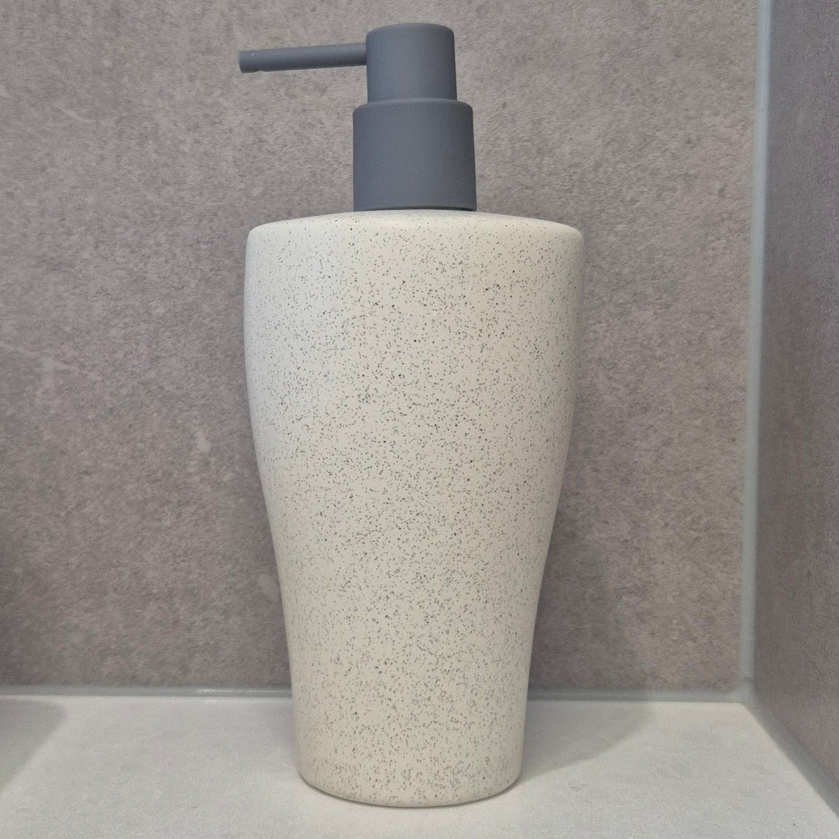 Contoured Dispenser