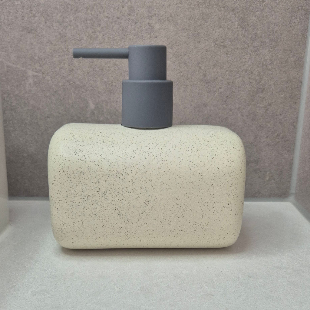 Smooth Rectangle Dispenser