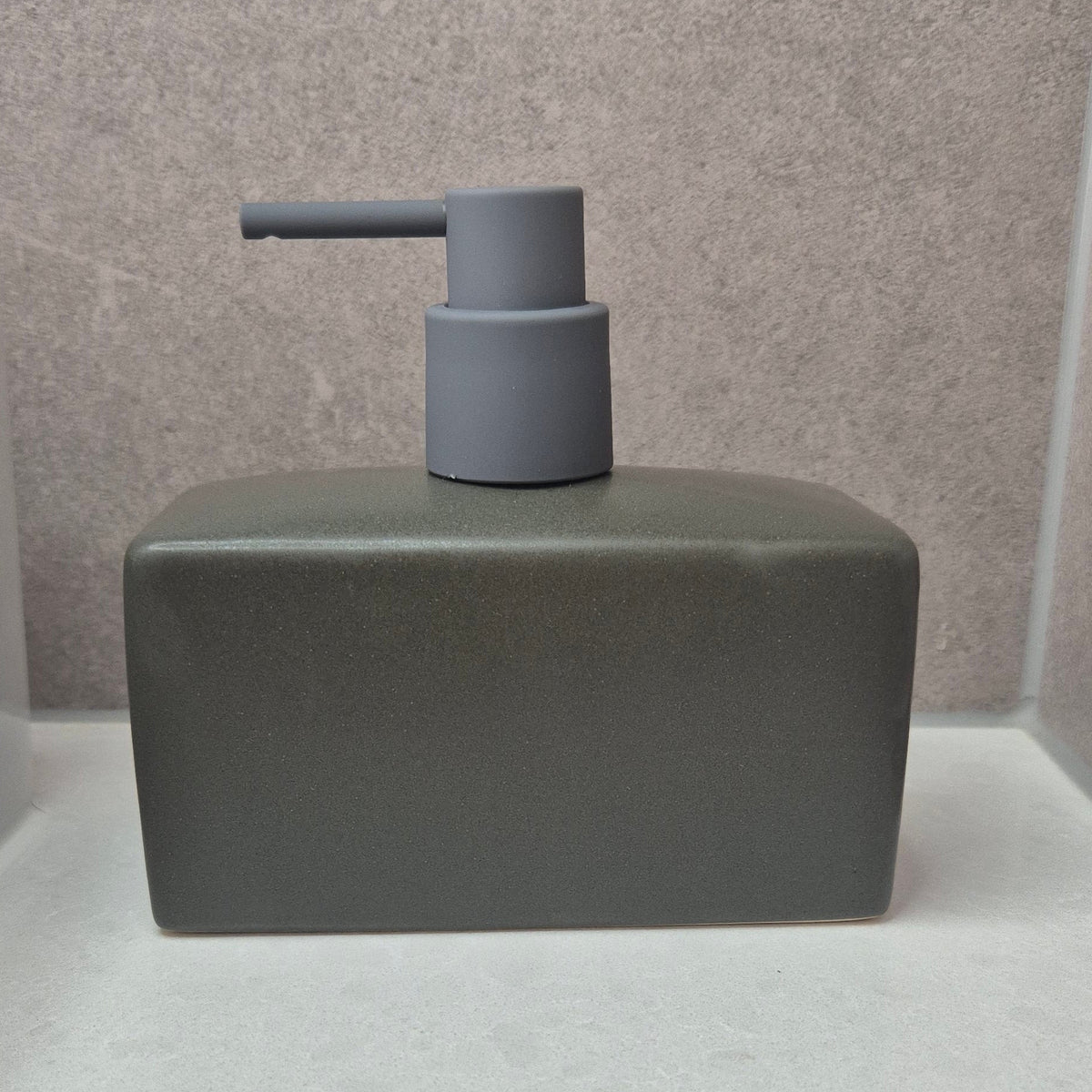 Rectangle Dispenser
